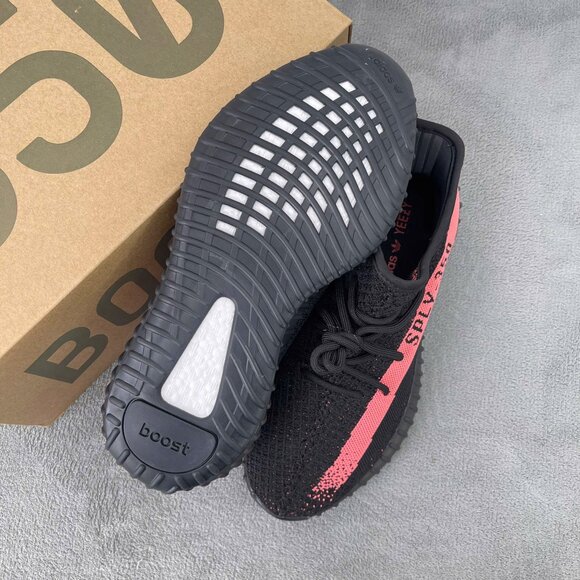Adidas Yeezy Boost 350 V2 ‘Core Black Red’ - Picture 4 of 4